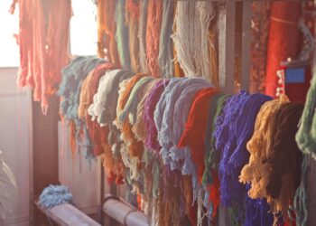 Embracing Tomorrow: 6 Best Fashion Trends of 2024